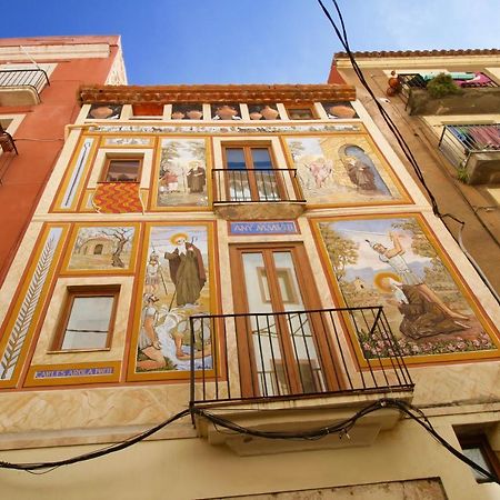 Duplex En Planta Baja Junto A La Catedral Apartment Tarragona Luaran gambar